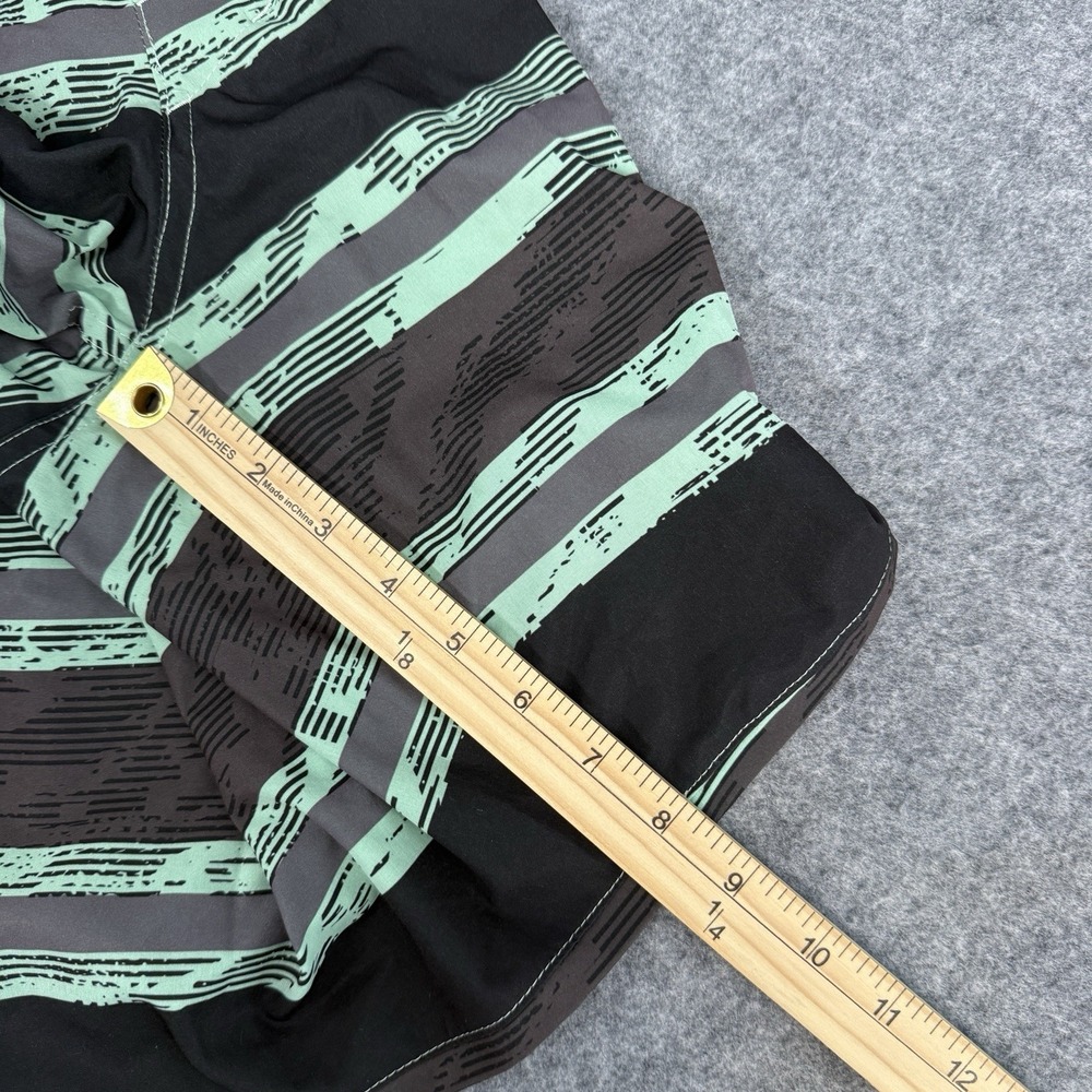 Under Armour Heat Gear‎ Board Shorts Mens 42 Swim Trunks Loose Fit Green Black - Picture 7 of 13
